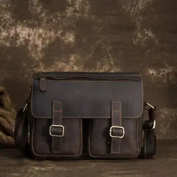 다크 브라운 가죽 메신저 백