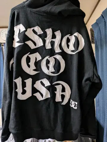 DC 블랙 후드티