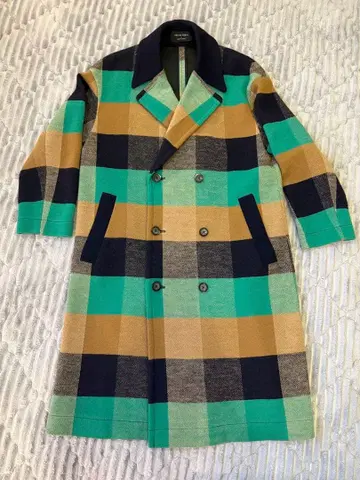 완전 한정품! UNITEDTOKYO 유나이티드 도쿄 우메다 니트 코트