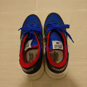 Atlantic 스웨이드 스니커즈 파랑/빨간색