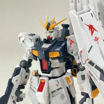 RG 뉴 건담 [건담 프라모델 완성품]