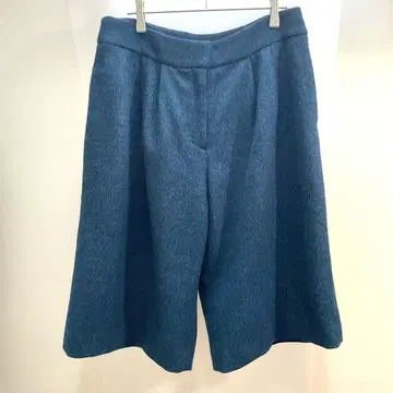 컨디션 최상 미사용 울 캐시미어 혼합 가우초 팬츠 하프 팬츠 블루