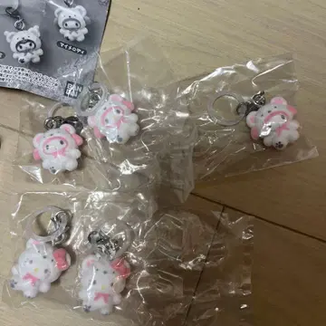 산리오 메지루시 액세서리 4개 세트