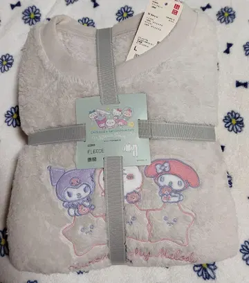 치이카와 x 산리오 캐릭터즈 유니클로 플리스 세트