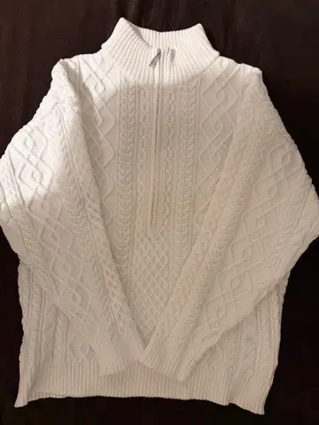 Spiral News 화이트 하프 지퍼 스웨터 L