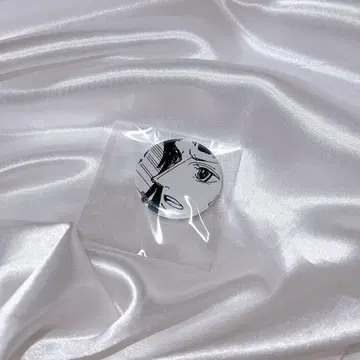 ONE PIECE 올 페이스 캔뱃지 로빈