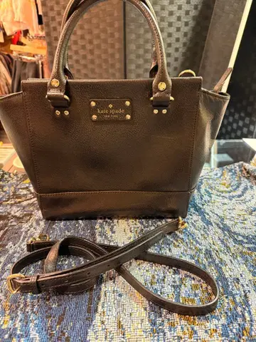 kate spade 블랙 가죽 숄더백