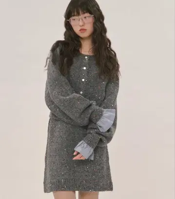 loinnuit 로완뉴이 스팽글 니트 셋업 그레이