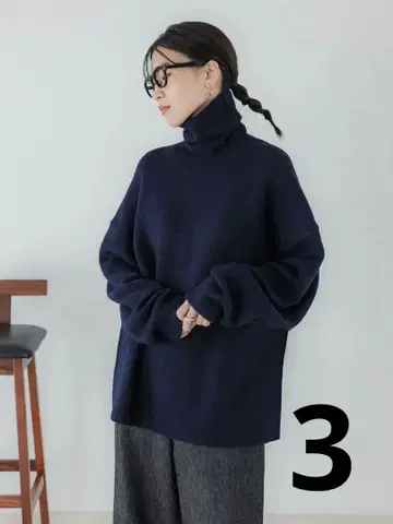 crewre 멜란지 하이넥 루즈 니트 네이비