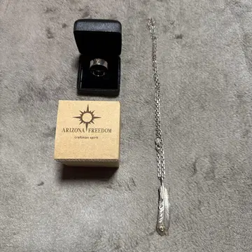 ARIZONA FREEDOM 깃털 목걸이