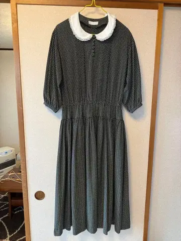 핑크하우스 도트 무늬 레이스 옷깃 원피스