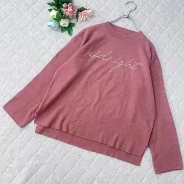 [ Free ] 스웨터 자수 오버 사이즈 크루넥 슬릿 긴팔 가을/겨울