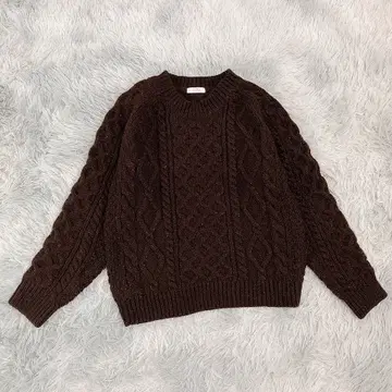 [ 로리즈팜 ] 케이블 짜임 니트 (M) 브라운 크루넥 두꺼운 원단