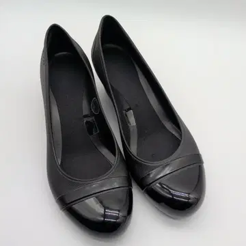 크록스 블랙 플랫슈즈