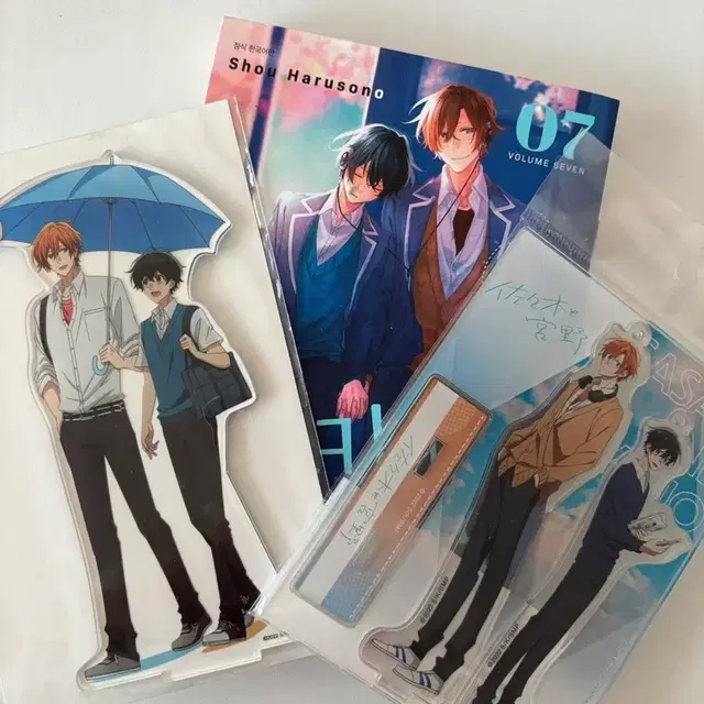 사사키와 미야노 만화 책, 아크릴 스탠드 판매 양도