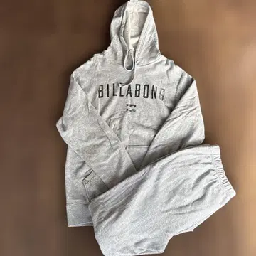 BILLABONG 그레이 후드 부착 맨투맨 셋업