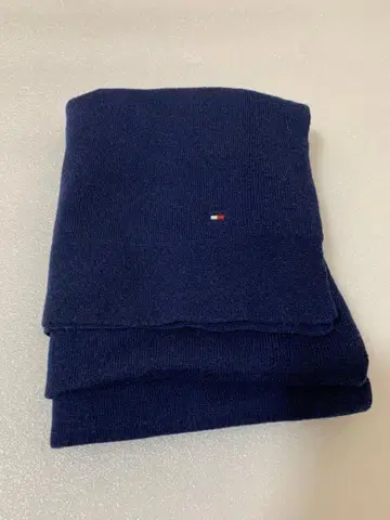 TOMMY HILFIGER 네이비 머플러 OS