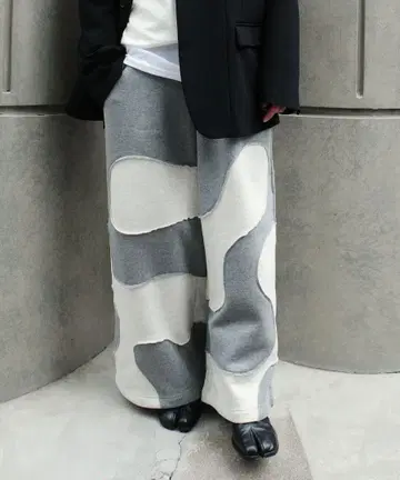 아프로타스 커브 절개 바이컬러 속기모 이지 와이드 팬츠 그레이 M