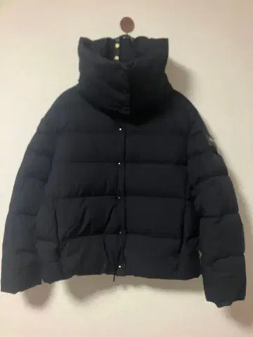 TATRAS 블랙 다운 자켓