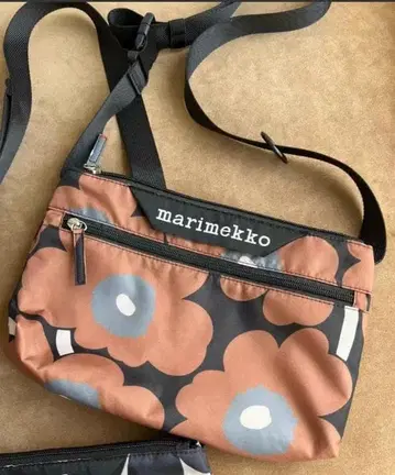 marimekko 플라워 패턴 사코슈