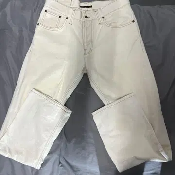 Nudie Jeans Co. 화이트 데님 팬츠