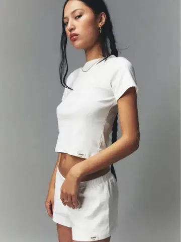 새상품 glowny G BABY TEE WHITE 화이트 t셔츠