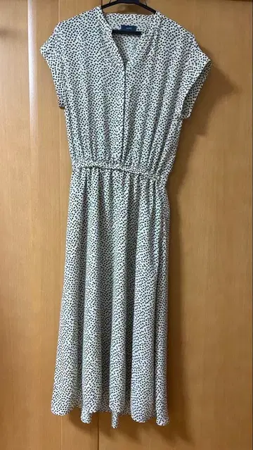 SHIPS 미니 꽃무늬 원피스