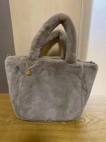 여성용 토트백 숄더백 [페이러 라브라리]