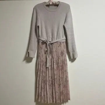 index 베이지 x 핑크 니트 원피스