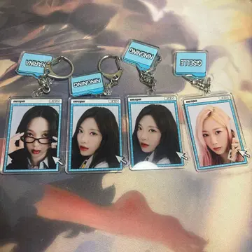K-POP 아크릴 키링 세트