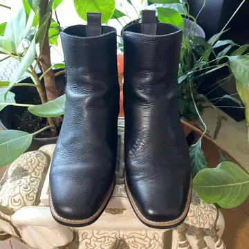 Recipe [ 발이 아프지 않은 신발 ] 블랙 사이드 고어 숏부츠