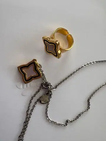 골드 별 모양 목걸이 반지 세트