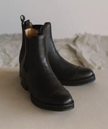 shiun GRAIN CHELSEA BOOTS 37