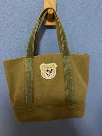 러브러리 바이 페이러 올드 테디 와펜 토트백 다크 그린