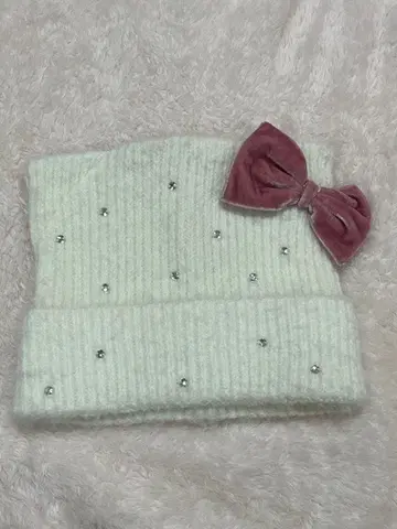 비쥬 장식 리브 니트 모자