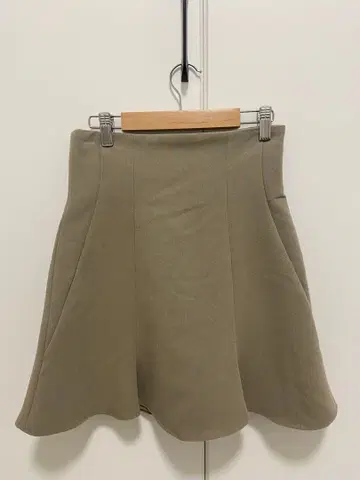 SNIDEL 큐롯 스커트