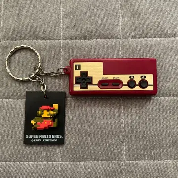 슈퍼 마리오 패미컴 컨트롤러 키링