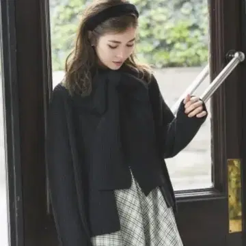 [ SEVENTEN ] 즉시 완판 아이템 보타이 니트 가디건 블랙 S