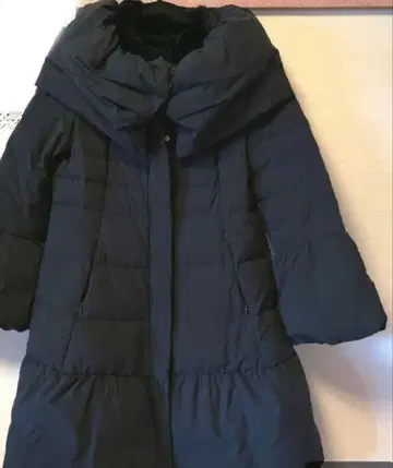 투 비 시크 다운 코트 새상품급