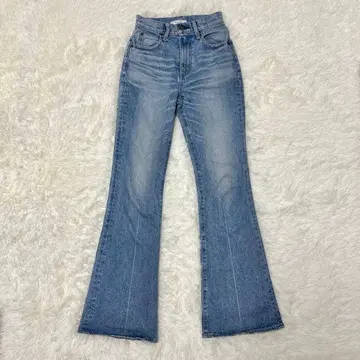 극미품 MOUSSY MVS FLARE(L) 롱 플레어 데님 24