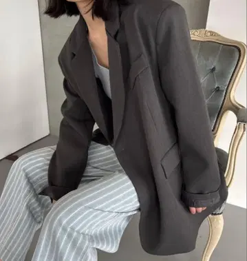 [ FUULLY STUDIO ] 2way 박시 테일러드 자켓