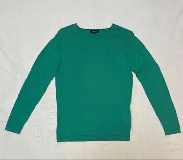 그린 컬러 크루넥 긴팔 니트