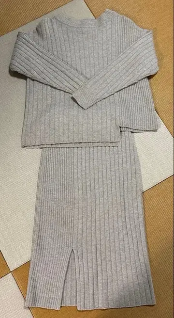 TONAL 베이지 리브 셋업