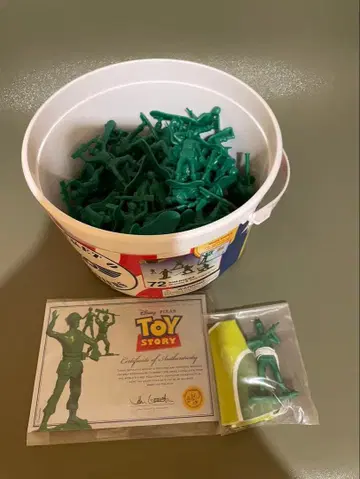 디즈니 토이스토리 리얼 사이즈 버킷 오브 솔저스