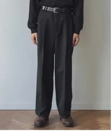 캬바쿠라 리 트윌 투플리츠 와이드 팬츠