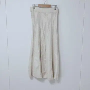 Thevon 리브 니트 롱 스커트 프릴 아크릴 100 아이보리