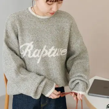 Discoat 멜란지 자카드 로고 오버 니트