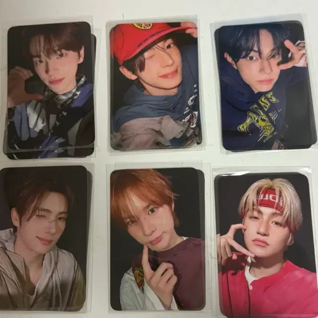 투어스 컴팩트 미개봉 앨범 6장+ 위드뮤 미공포 6장(1 set)