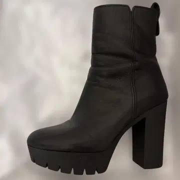 블랙 가죽 플랫폼 부츠