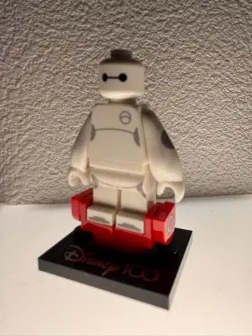 Disney 100 베이맥스 피규어